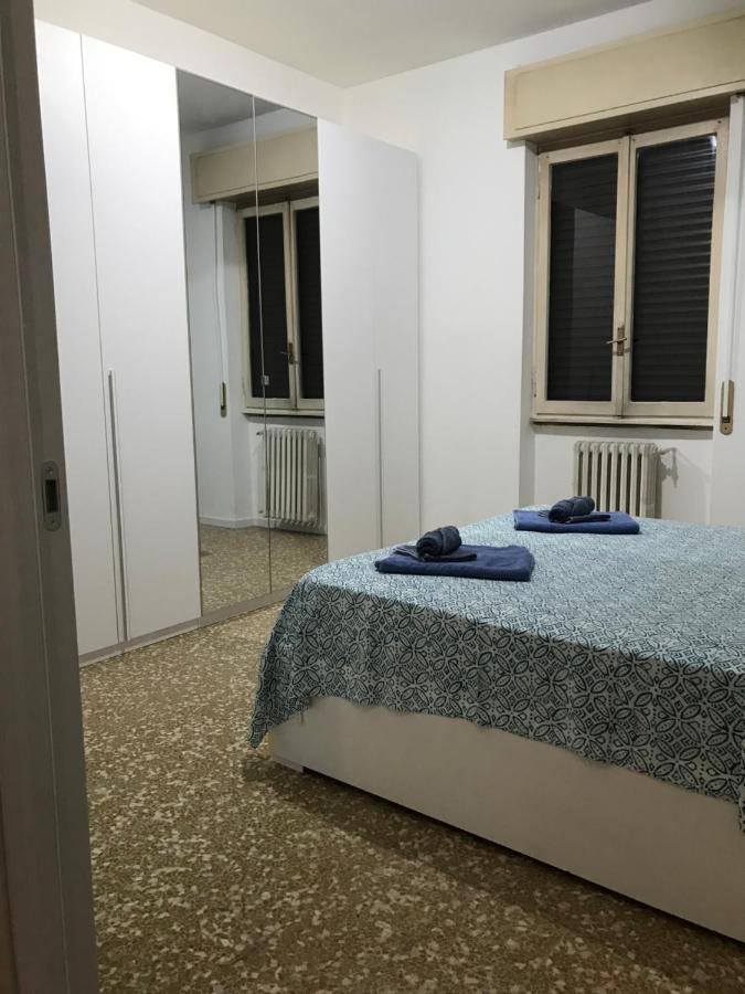 La Casa Bianca Appartement Rozzano Buitenkant foto
