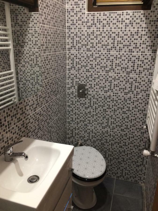 La Casa Bianca Appartement Rozzano Buitenkant foto