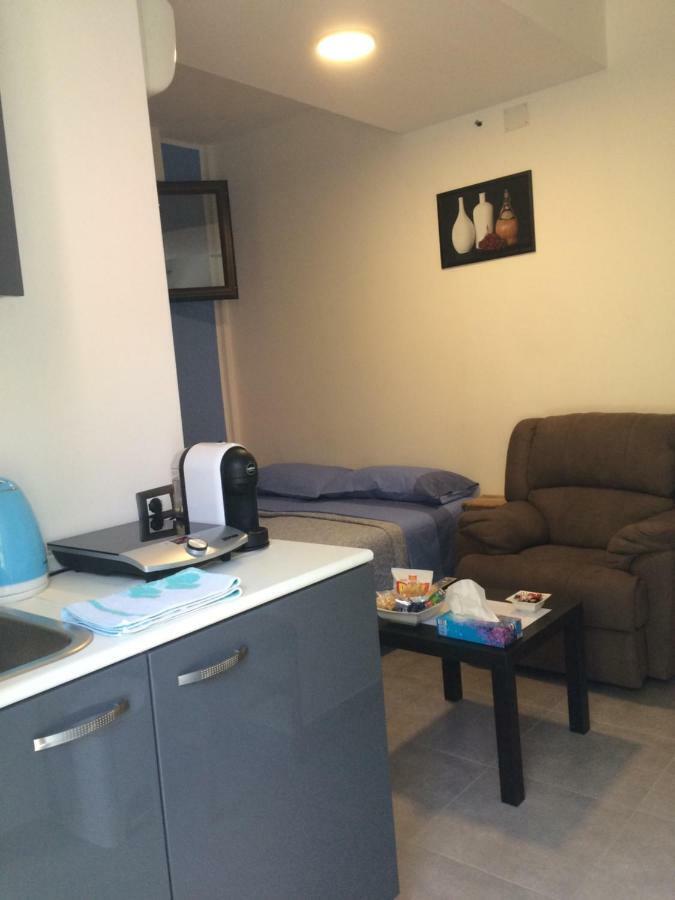La Casa Bianca Appartement Rozzano Buitenkant foto